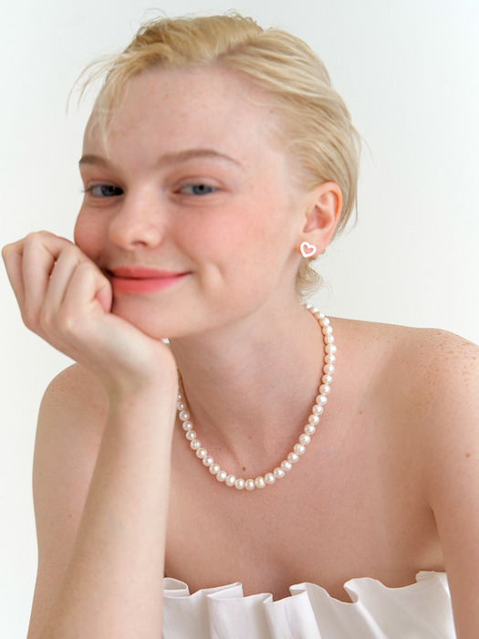 classy pearl neckalce (Silver 925)
