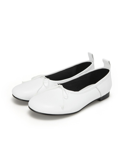 Pebble toe Ballerina flats | White