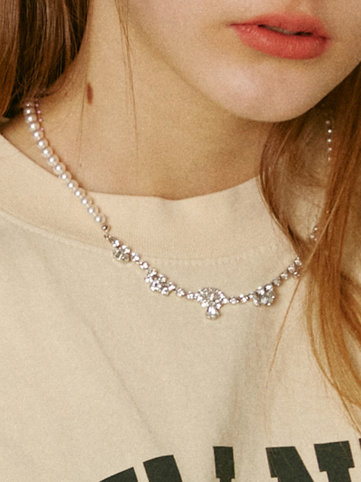 Rayssa Pearl Necklace