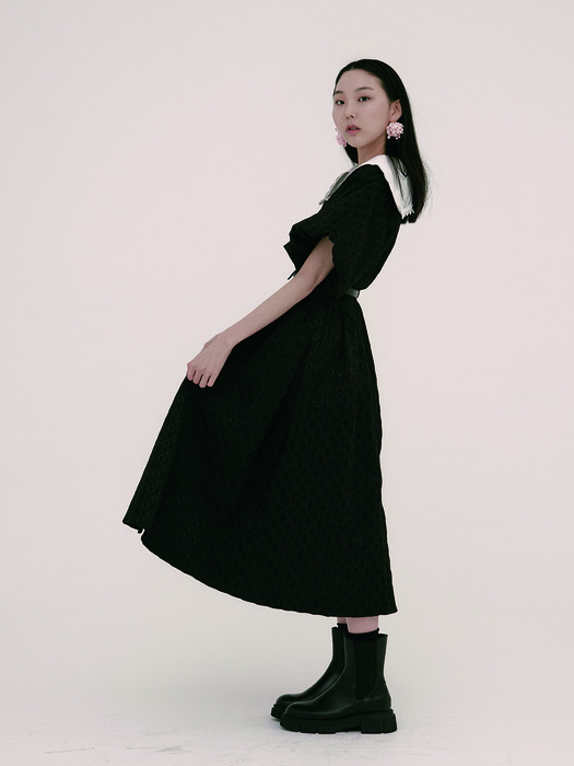 ‘V’ embroderied lace collar with black jacquard maxi dress