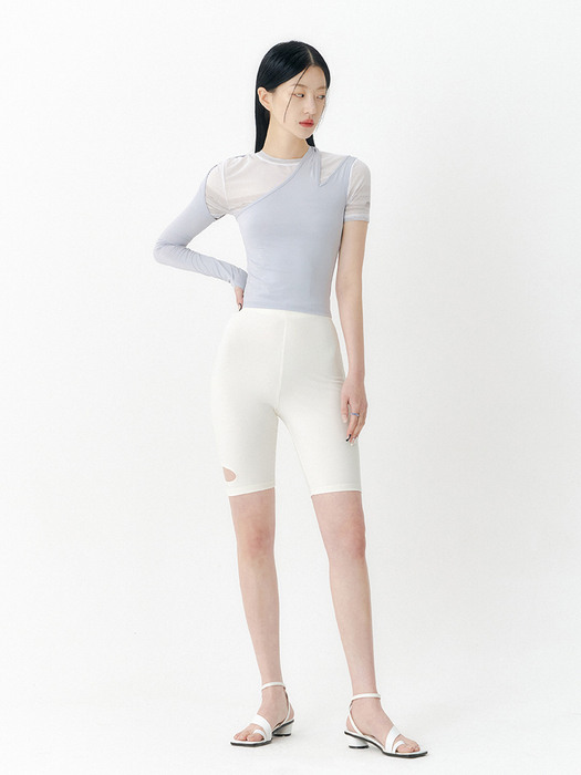 CUT OUT BIKE SHORT PANTS - CREAM