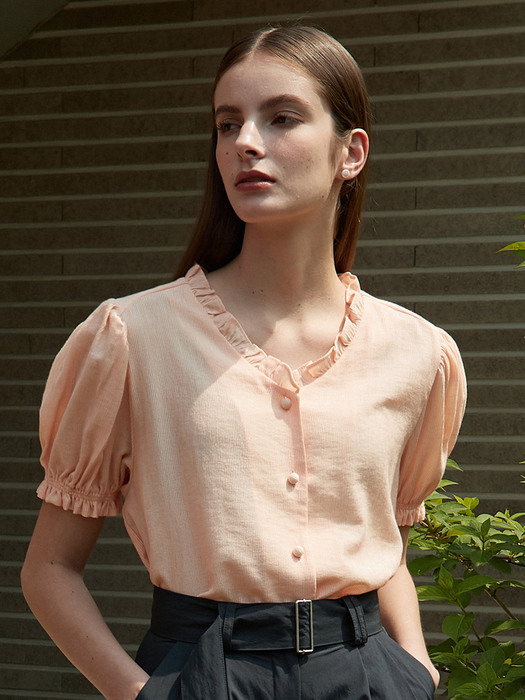 amr1261 v-neck frill blouse (peach)
