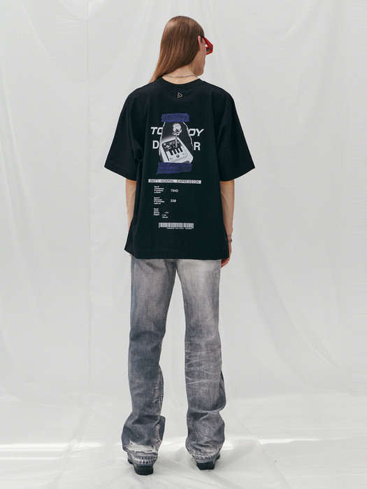 [Tool Boy x DNSR] 기어봉 티셔츠 (Black)