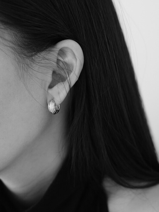 14k Shell Earrings