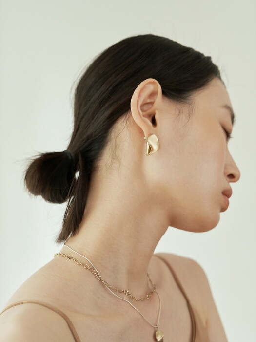 Rose Petal Earrings (S) 귀걸이