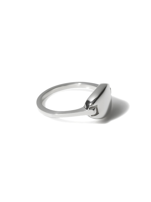 OVAL TIED RING