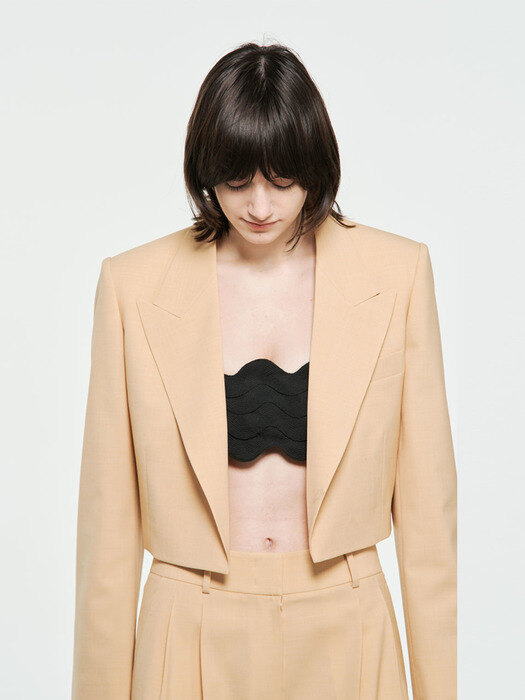 PHEOBE BEIGE CROPPED  PEAKED COLLAR JACKET