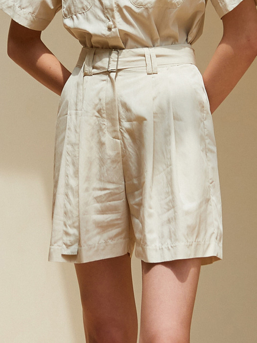 amr1421 washed belt shorts (beige)