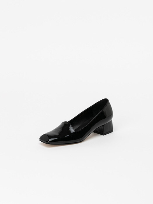 Tempo Pumps in in Black Wrinkle Patent