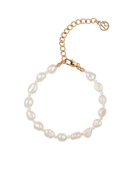 Wave Deux Freshwater Pearl Bracelet