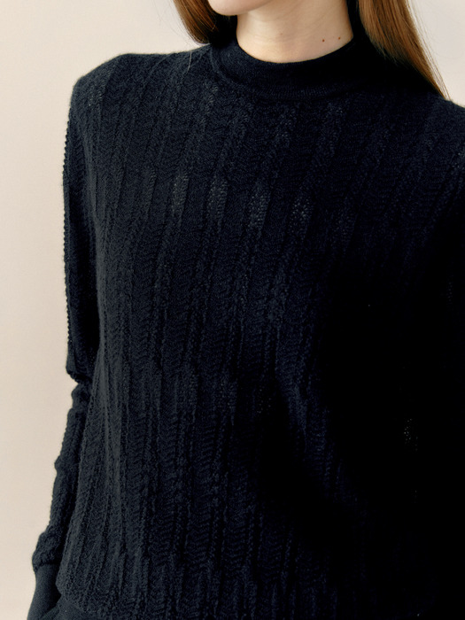 Distressed Silk turtleneck knit Black