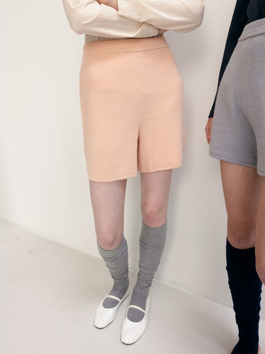 Wool Blended Knit Shorts  Salmon Pink (WE385UC159)