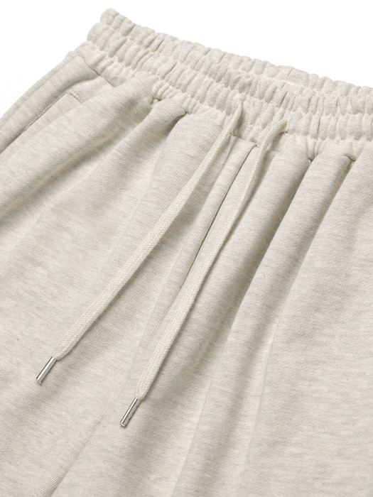 pintuck french terry half pants_ivory