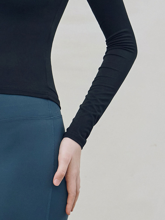 여성 요가복 DEVI-T0101-블랙 필라테스 이븐 스퀘어넥 티셔츠