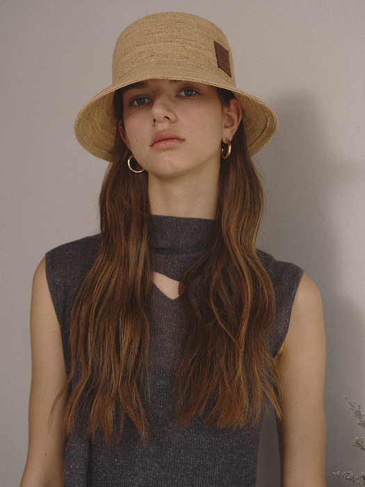 More raffia bucket hat