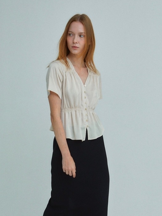 Victoria blouse, champagne beige