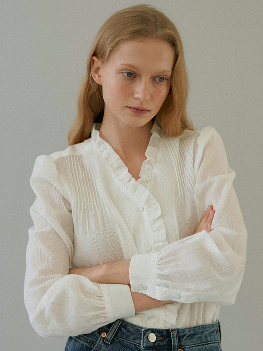 spring cotton pin-tuck blouse (white)