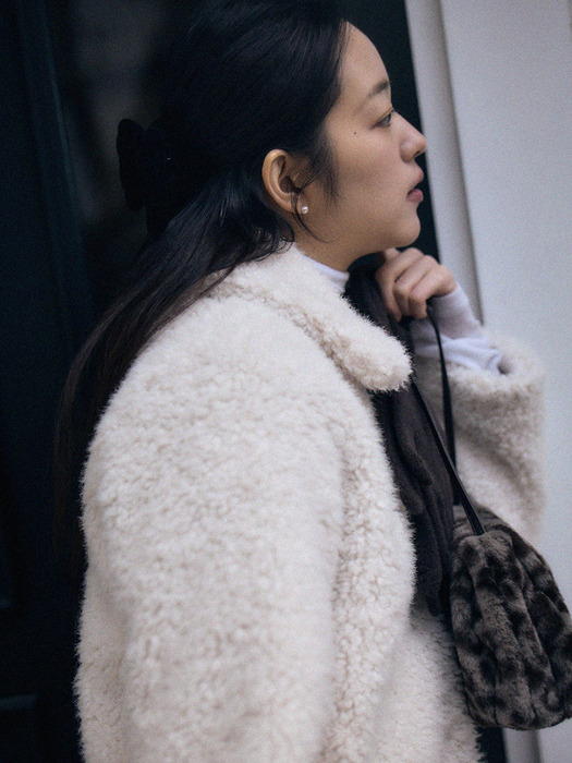 Shearing Eco Fur Jacket_cream