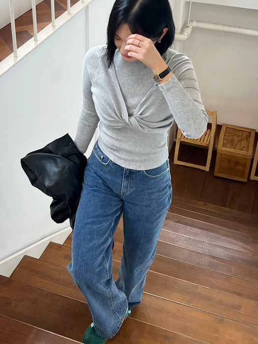 REGGELLO Twist Detail Top(레젤로)_3 COLOR