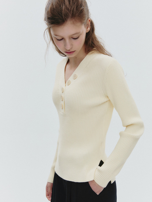 브이넥 버튼 골지 니트(MAFAKN21MIV)