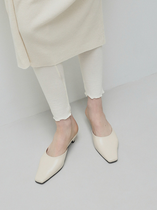 KIO Square Mules (2color)