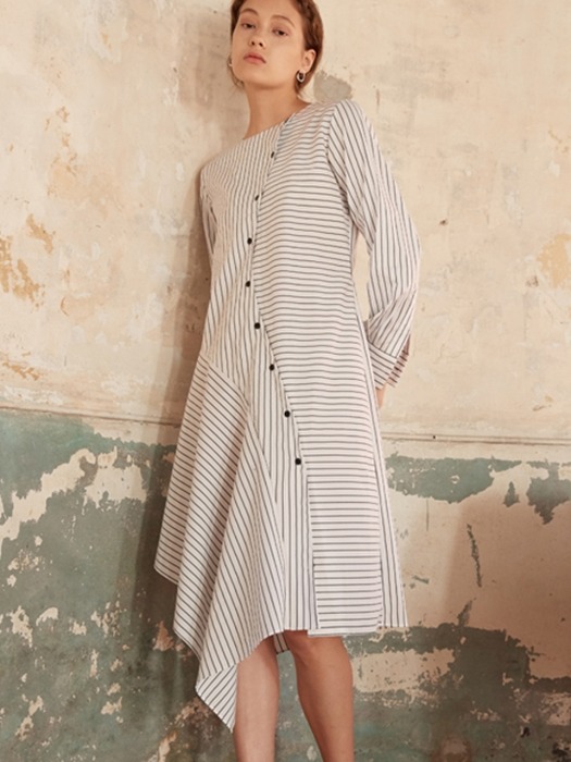 Wave Line Dress