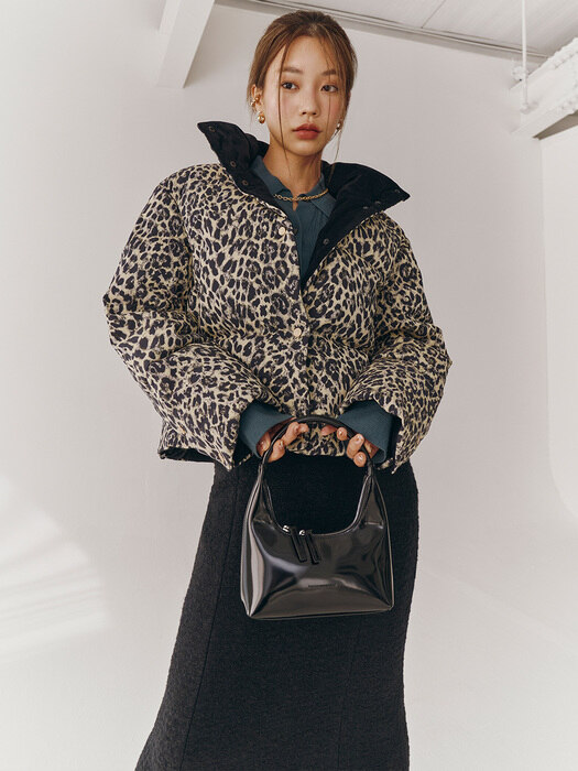 [FRONTROW X EENK] Leopard Muffler Goose Down