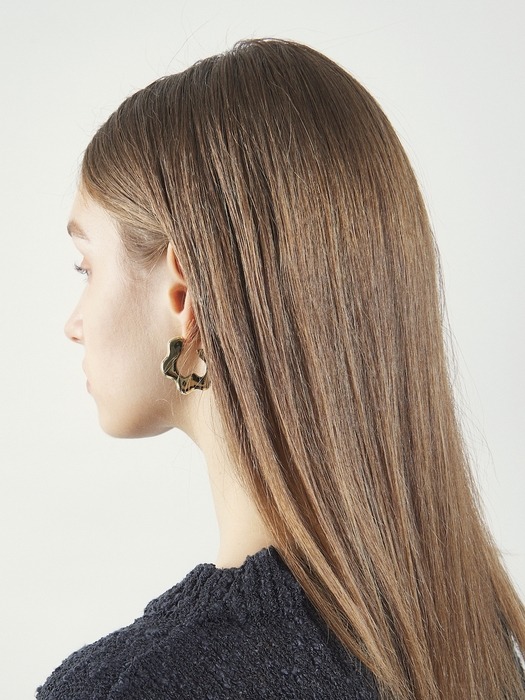 HALO EARRING / Gold