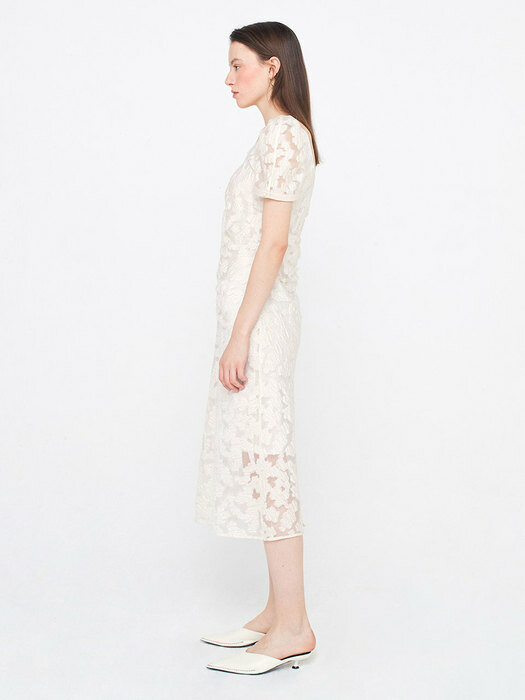 Puff Sleeve Shirring Dress_Ivory