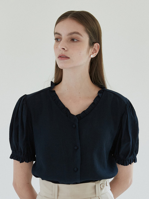 amr1262 v-neck frill blouse (navy)