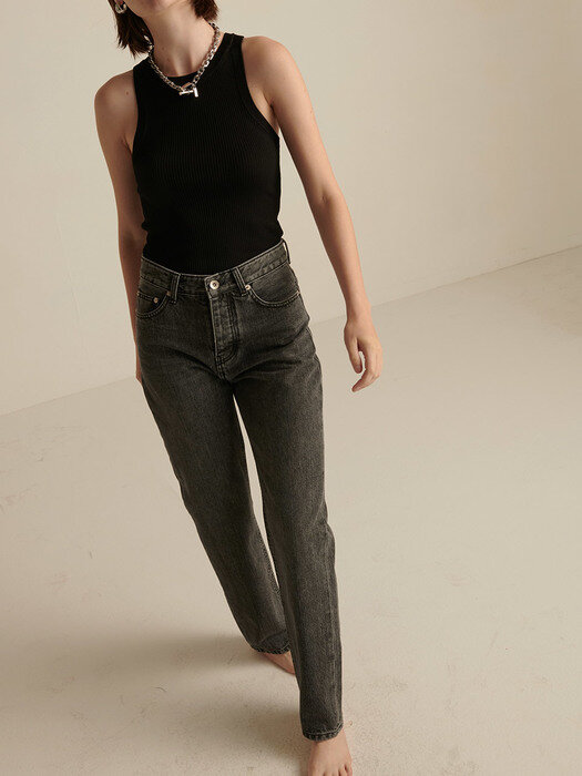 Button-Fly Straight Jeans_VINTAGE BLACK