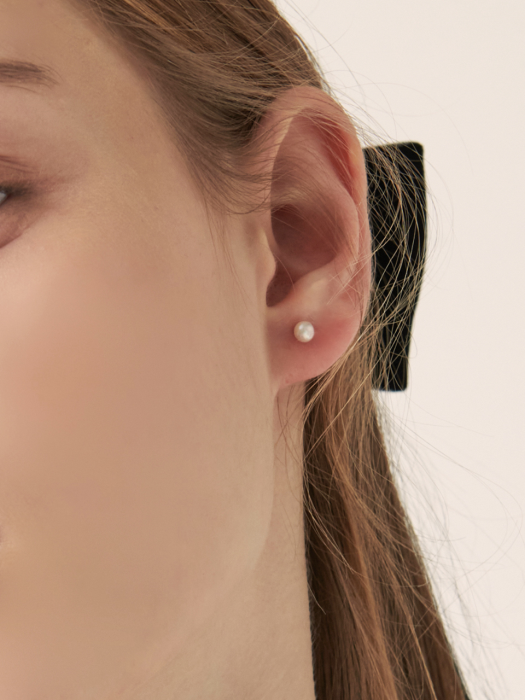 [14K gold] CR016 Classic mini pearl earrings