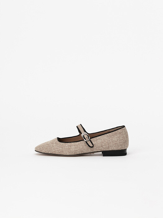 Cuvee Maryjane Flats in Prima Straw