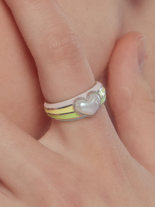Pastel Rainbow Heart Ring CR1801