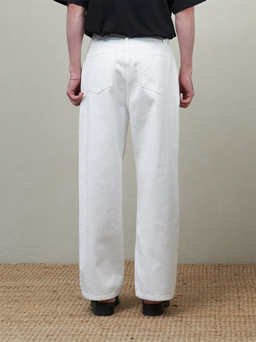 WIDE TWO TUCK DENIM PANTS_WHITE