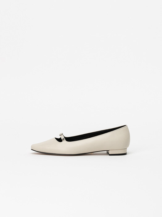 Contralto Embellished Flat Shoes in Ivory