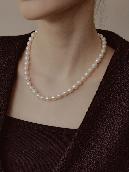 Grace Fresh Water Pearl Necklace NZ2077