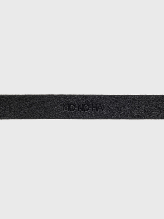 Thin leather belt (white / black)