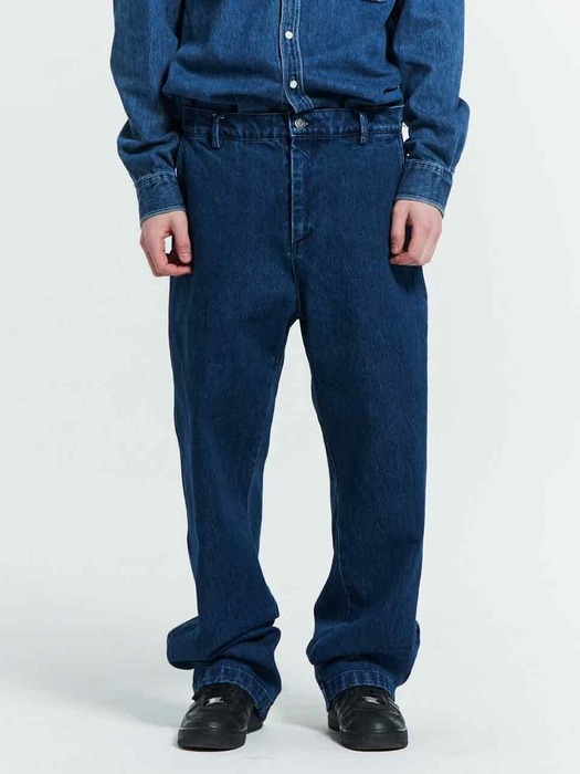 MPa CALF LOGO DENIM PANTS (MID BLUE)