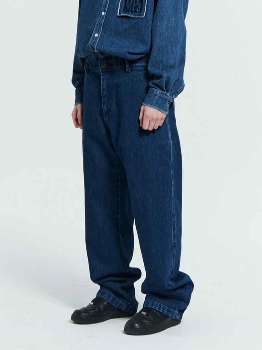 MPa CALF LOGO DENIM PANTS (MID BLUE)