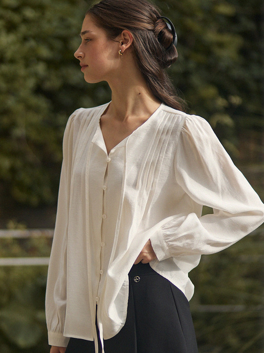 Thin ribbon puff blouse - ivory