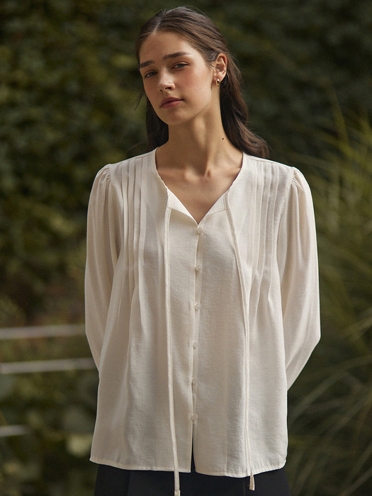 Thin ribbon puff blouse - ivory