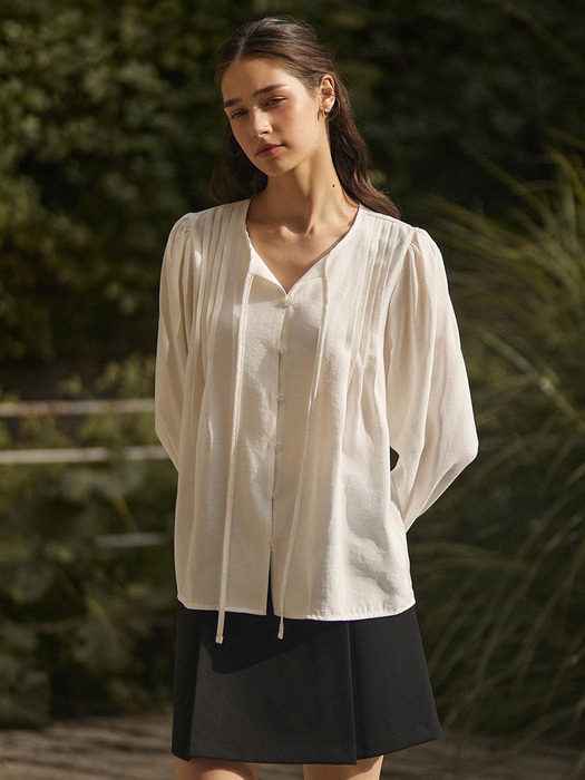 Thin ribbon puff blouse - ivory