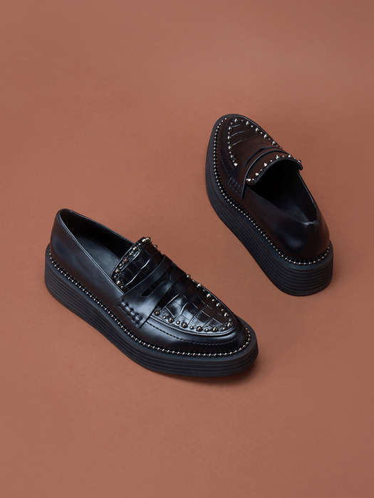 Stud clipper loafer(black)_DG1DA24505BWX