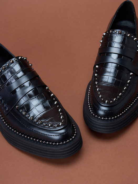 Stud clipper loafer(black)_DG1DA24505BWX