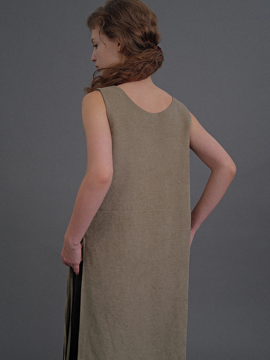 V-neck layered dress (khaki)