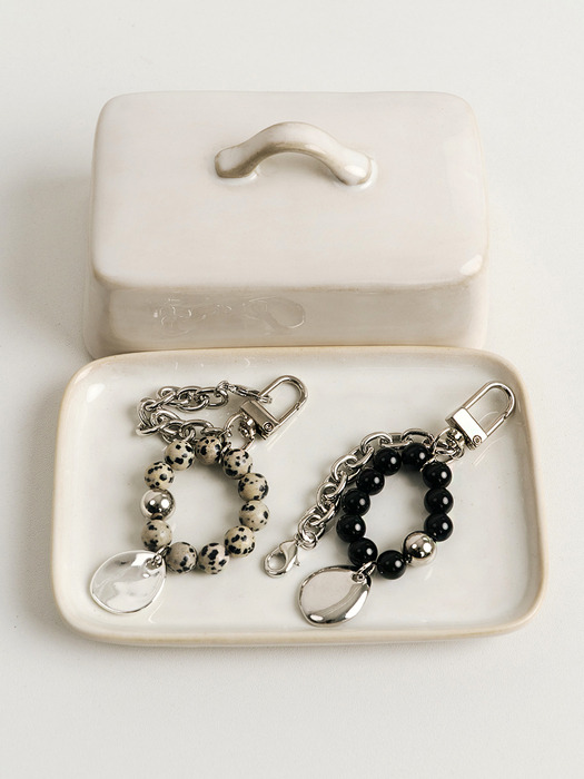 pebble gemstone keyring
