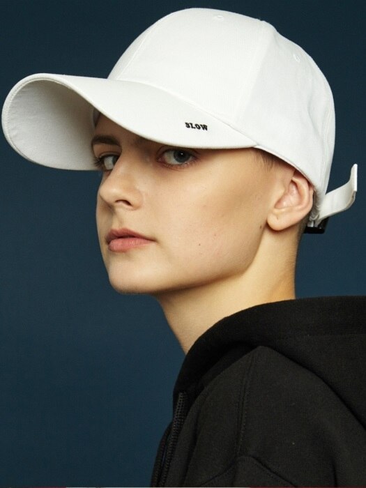 [unisex] X buckle cap (white)