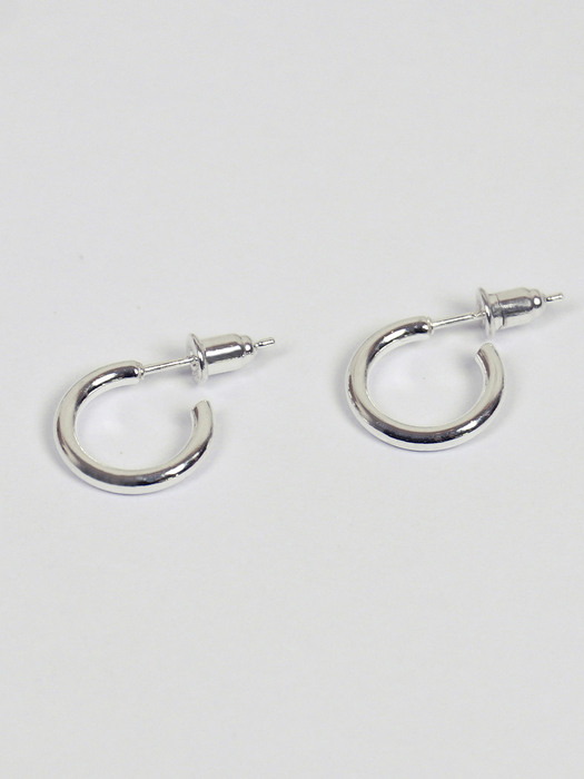 silver open ring earring