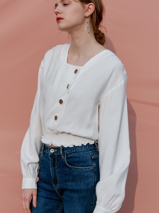 comos149 square neck shirring blouse (ivory)